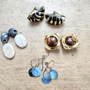 Earrings clip on
